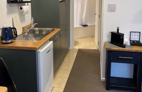 Merivale Hotel | Milano Motor Lodge