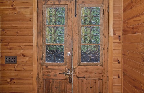 Milbrodale House | Milbrodale Lodge - Architecturally designed 4 bdrm mountainside house, great views and open fireplace