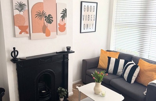 Great Baddow House | Mildmay House in Moulsham | long Stays Welcome