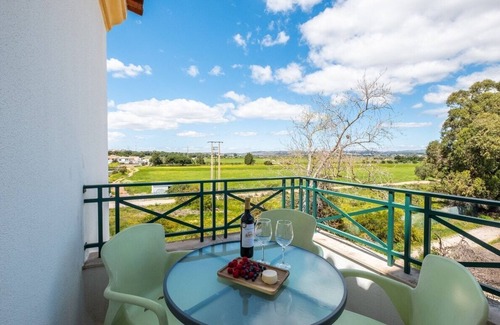 Alfa-Mar Condo | Milene - Falésia Field & Beach Retreat