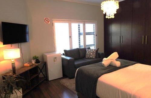 Port Elizabeth House | Milkwood Meadows