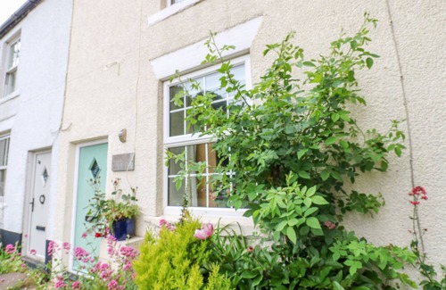 Wolsingham Cottage | MILL COTTAGE, family friendly, with open fire in Wolsingham