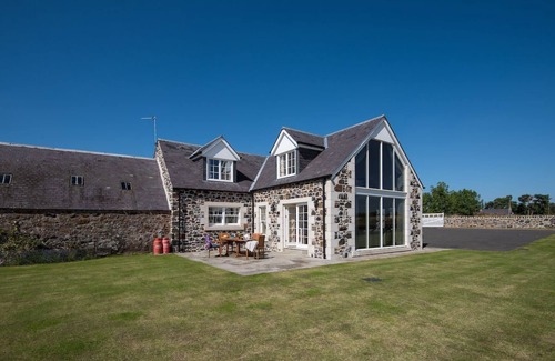 Gordon House | MILL DOWRIE - stunning barn conversion, 4 bedroom, ideal for families & friends