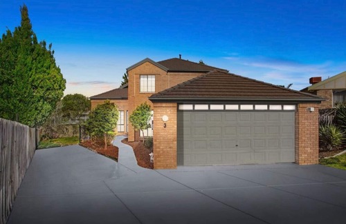 Mill Park House | Mill Park 6BRM Spacious double story House