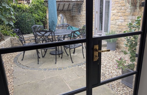 Lower Slaughter Cottage | MILL STREAM COTTAGE, family friendly in Lower Slaughter