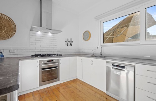 Port Fairy House | Miller's Cottage - Central Cottage