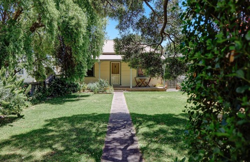 Port Fairy House | Miller's Cottage - Central Cottage