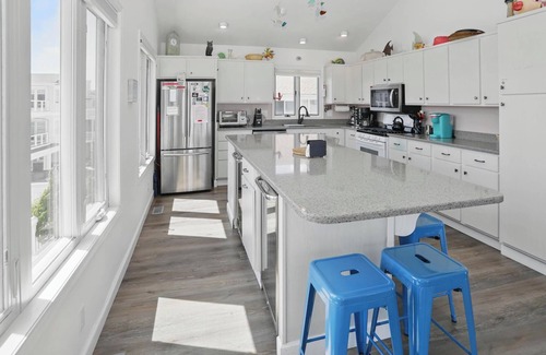 Townsend's Inlet House | Million Dollar BeachFront 182 Five Star, book Nov/Dec dates now good value