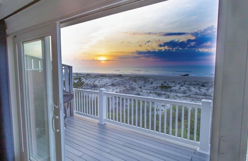 Townsend's Inlet House | Million Dollar BeachFront 182 Five Star, book Nov/Dec dates now good value