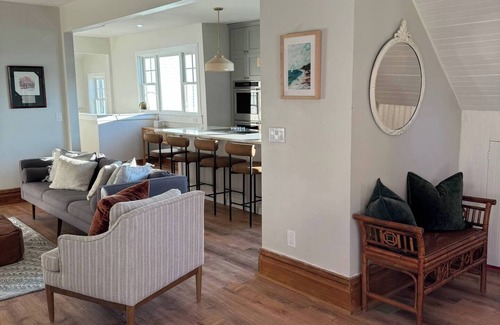 Petoskey House | Million Dollar Sunsets Downtown Rental! 30 Days