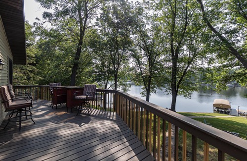 Nekoosa House | Million Dollar View of Lake Sherwood