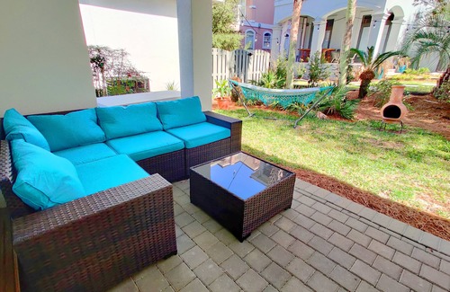 Fort Walton Beach - Destin Villa | Million dollar villa · Beachfront neighborhood · Free cruise · Resort amenities