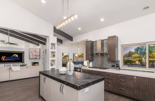 Central Scottsdale House | Million$ MiniResort+WaterSlide+PickleBall+Golf+Spa