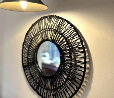 Burton on Trent Apartment | Millside Lodge - Easy walk to Shops, Attractions,