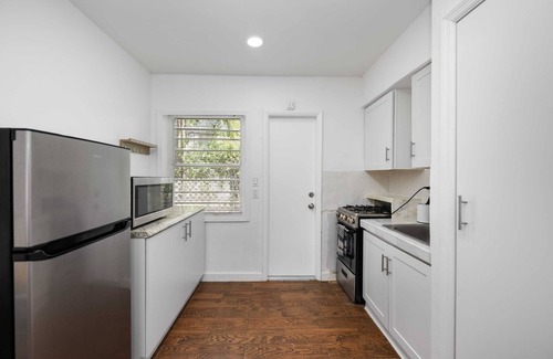 Northeast Miami Apartment | MIMO5-3 | cozy corner of Miami's Modern District