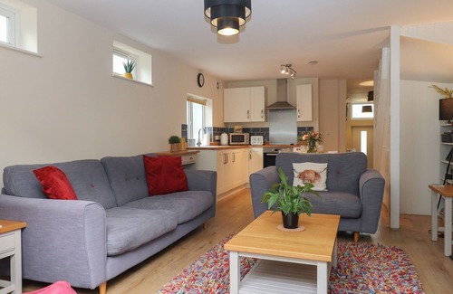 Dawlish Cottage | MIMOSA, family friendly, character holiday cottage in Dawlish