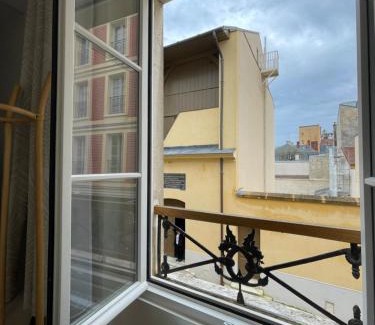 Saint-Louis Apartment | Mimosa