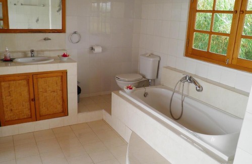 Bukti House | Mimpi Manis Air Sanih