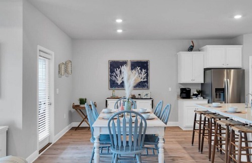Port St. Joe House | Min2Beach ⛱️6 SeatGolfCart🔆Heated Pool🌊BeachEquip 🔥 Firepit❤️🦮 Boat Storage Option
