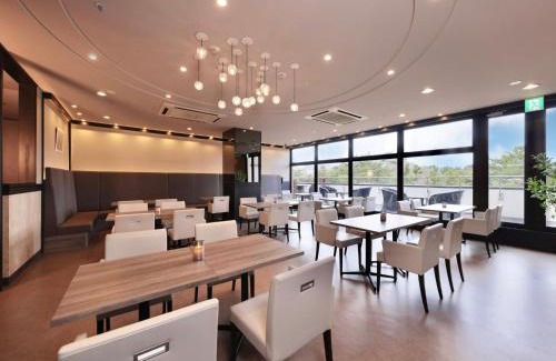 Suita Hotel | Minamisenri Crystal Hotel - Vacation STAY 78158v