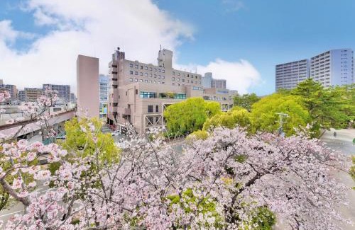 Suita Hotel | Minamisenri Crystal Hotel - Vacation STAY 78158v