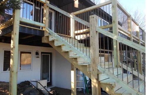 Upson Ski Chalet | Mineshaft Chalets Side #1