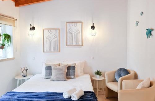 Ferragudo House | MINHA CASA SUA CASA - Cozy Little House, AC & WiFi