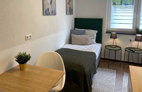Obersulm Apartment | Mini Apartment - Room 12 - Gästehaus Lamm