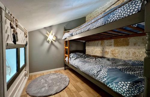 Sainte-Gemme-la-Plaine Apartment | Mini gîte cabane