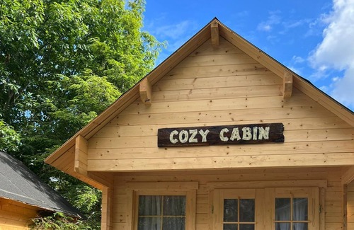 Seguin Cabin | Mini Home on the Lake