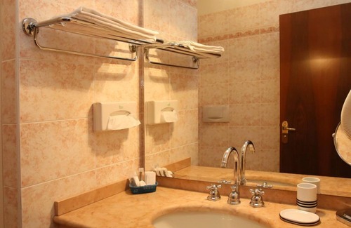 San Faustino-Madonnina-Quattroville Hotel | Mini Hotel Le Ville