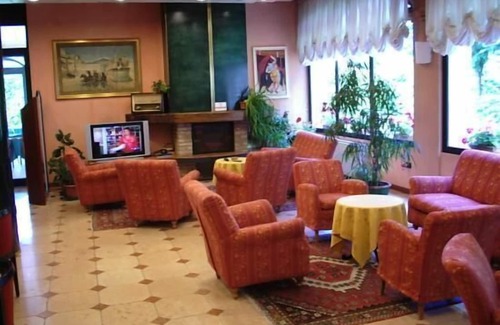 San Faustino-Madonnina-Quattroville Hotel | Mini Hotel Le Ville