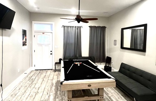 Gert Town House | “Mini Magnolia”: Quiet 2 Story 3BR Home Near mid-city (No Pets/Animals)