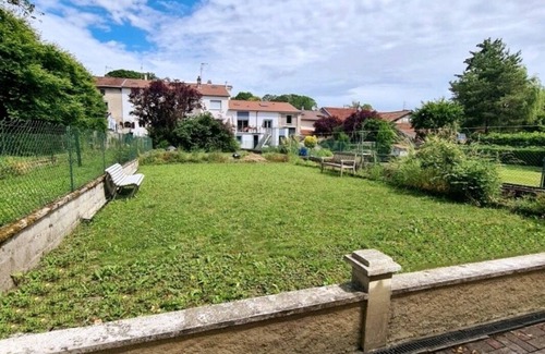 Verdun House | Mini Maison Indépendante Avec Terrasse et Jardin ?