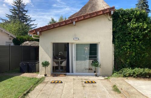 Oncy-sur-Ecole House | Mini maison - Oncy détend