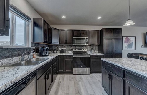 Rapid City House | Mini-Rushmore Home, High On Hill Over Rapid City!