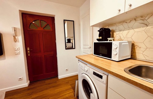 Brignoles Apartment | Mini - Small but cozy!