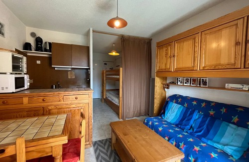 Barcelonnette Apartment | Mini T2 in Barcelonnette for 4 with balcony, TV, and equipped kitchenette