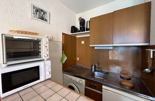 Barcelonnette Apartment | Mini T2 in Barcelonnette for 4 with balcony, TV, and equipped kitchenette