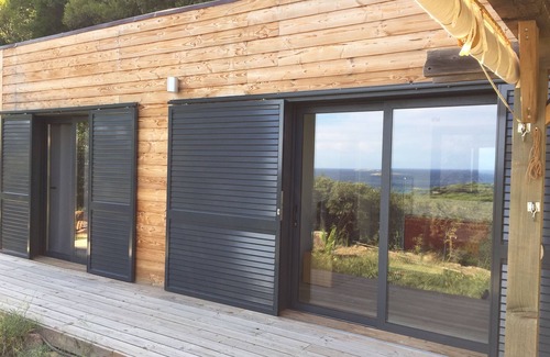 Hameau de Palombaggia Ski Chalet | Mini Villa Sea View 4 pers 800m beach palombaggia. Private parking at the beach.