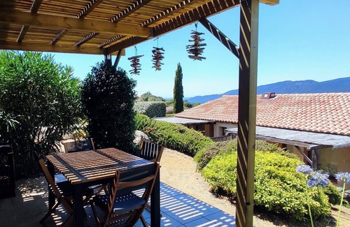 Serra-di-Ferro House | Mini villa with small sea view, heated pool Serra di Ferro