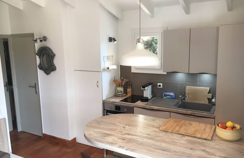 Santa Giulia House | Mini Villa with sea view terrace, 5 minutes on Spia's all inclusive rates