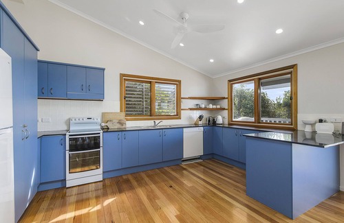 Crescent Head House | Minimalist, coastal retreat in the peaceful nooks of Crescent Head