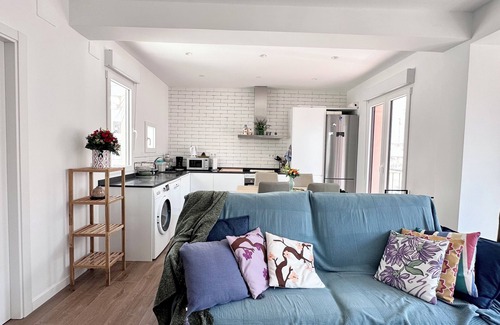 Castello de la Plana Apartment | Minimalistic and Quiet: a perfect place for a small family or couples!