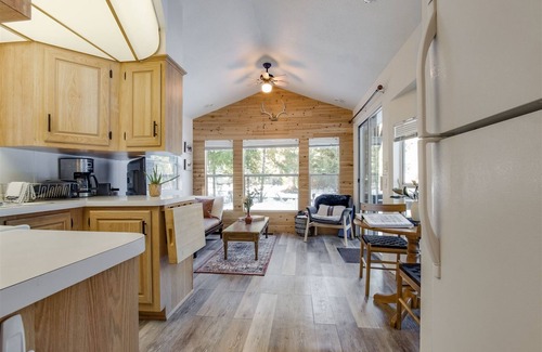 Packwood Cabin | Minimalist Hideaway | 1 Bed, 1 Bath