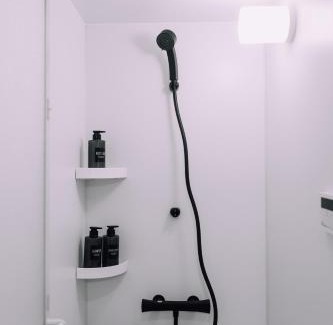 Minami Apartment | Minimalist Loft Namba Compact Studio with a 24-hour Gym MA1003