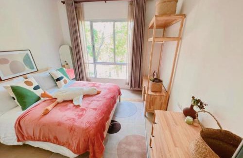 Lat Krabang Apartment | Minimalist Oasis - Monthly Stay Near Airport, Local Gems & Mall - Minimum Stay 28 Days