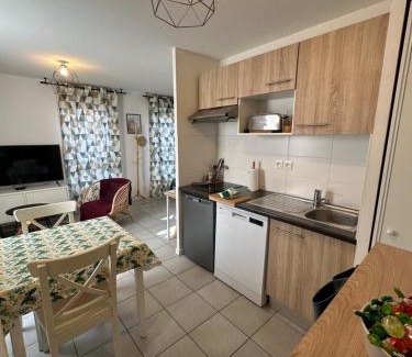 Minimes - Barriere de Paris Apartment | Minimes, Studio Cosy Tout Confort, Wifi, Parking