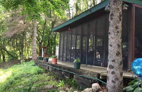 South Haven Cabin | Minn Haven, lakeside retreat cabin, an hour or so from Cities. Relax. breathe.