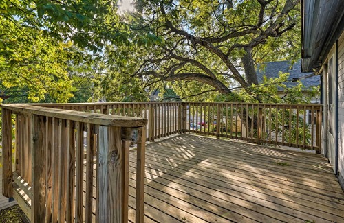 Northeast Minneapolis Arts District House | Minneapolis Townhome w/Loft < 3 Mi to Dtwn!